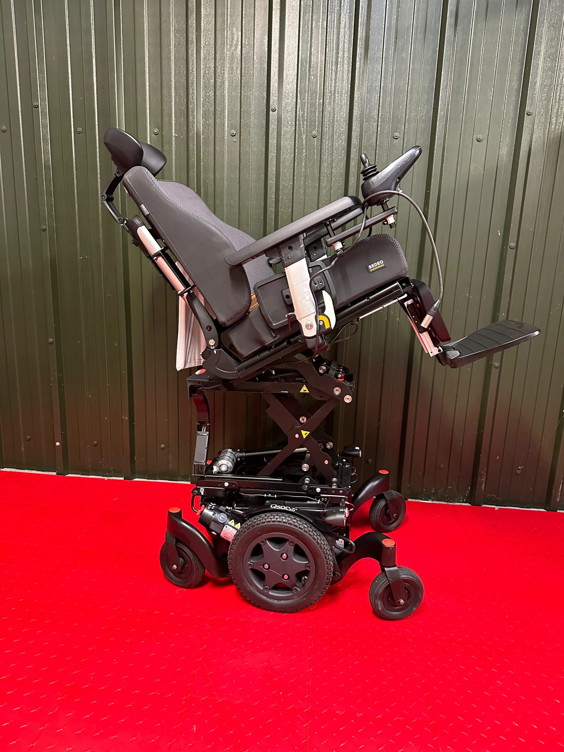 used quickie q500 electric wheelchair (power lift & tilt) for sale used quickie q500 electric wheelchair (power lift & tilt) for sale